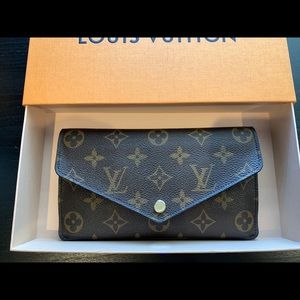Louis Vuitton Jeanne Wallet